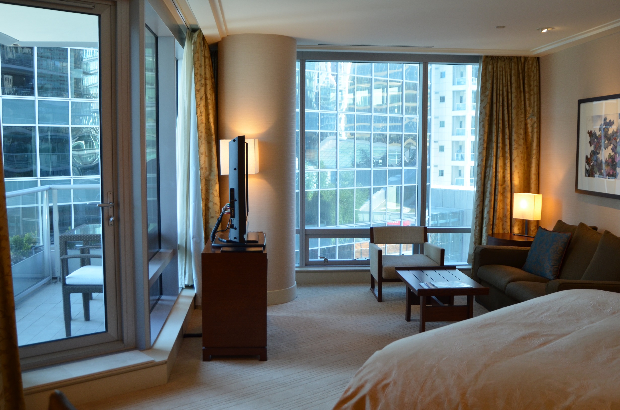 Hotel Review: Shangri La Vancouver, BC